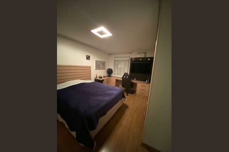 Casa à venda com 3 quartos, 150m² em Vila Curuçá, Santo André