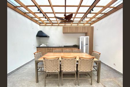 Casa à venda com 2 quartos, 310m² em Jardim Prudência, São Paulo