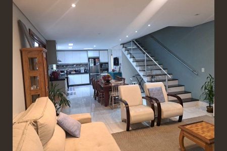 Casa à venda com 4 quartos, 273m² em Vila Mariza, São Bernardo do Campo