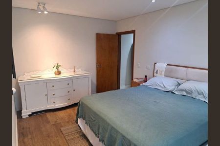 Casa à venda com 4 quartos, 273m² em Vila Mariza, São Bernardo do Campo