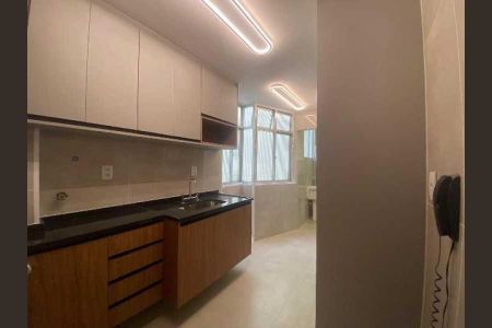 Apartamento à venda com 2 quartos, 60m² em Copacabana, Rio de Janeiro