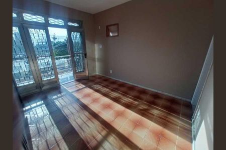 Casa à venda com 3 quartos, 230m² em Tauá, Rio de Janeiro