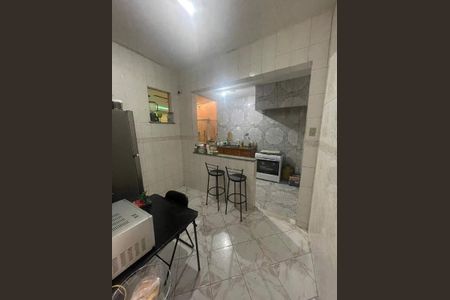 Casa à venda com 2 quartos, 70m² em Inhaúma, Rio de Janeiro