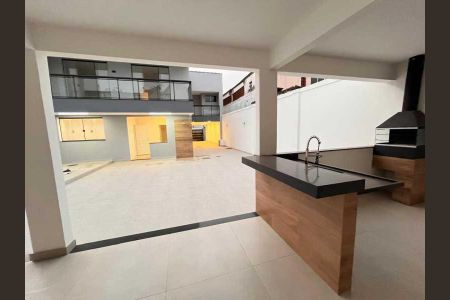 Casa à venda com 375m², 5 quartos e 4 vagas