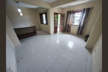 Casa à venda com 3 quartos, 204m² em Bancários, Rio de Janeiro