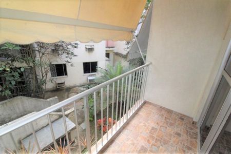 Apartamento à venda com 75m², 2 quartos e 1 vaga