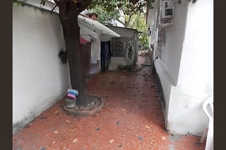 Casa à venda com 129m², 3 quartos e 4 vagas