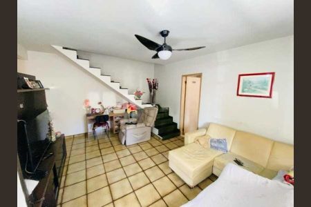 Casa de Condomínio à venda com 3 quartos, 60m² em Cidade de Deus, Rio de Janeiro