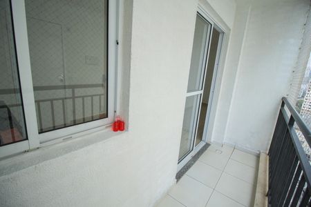 Varanda  de kitnet/studio para alugar com 1 quarto, 30m² em Brás, São Paulo