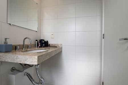 Apartamento à venda com 116m², 3 quartos e 2 vagasBanheiro da Suíte 3
