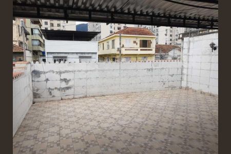 Casa à venda com 216m², 4 quartos e 2 vagas