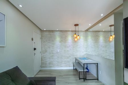 Sala de apartamento para alugar com 2 quartos, 49m² em Ferrazópolis, São Bernardo do Campo