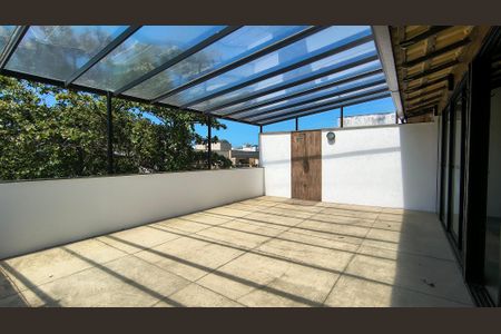 Apartamento para alugar com 340m², 4 quartos e 2 vagas Apartamento para alugar com 340m², 4 quartos e 2 vagasCobertura