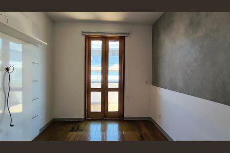 Apartamento para alugar com 340m², 4 quartos e 2 vagas Apartamento para alugar com 340m², 4 quartos e 2 vagasSuíte 3