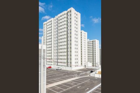 Apartamento à venda com 45m², 2 quartos e 1 vaga Apartamento à venda com 45m², 2 quartos e 1 vagaFachada