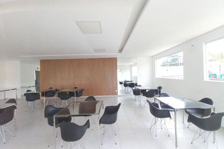 Apartamento para alugar com 44m², 2 quartos e 1 vagaÁrea comum - Salão de festas