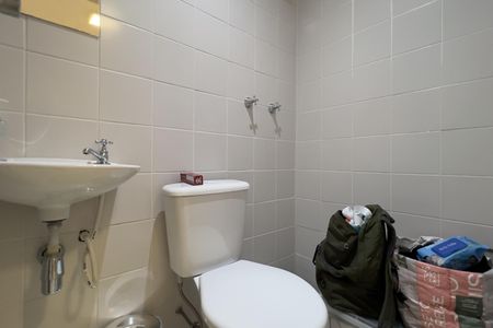 Apartamento à venda com 194m², 4 quartos e 3 vagas Apartamento à venda com 194m², 4 quartos e 3 vagasBanheiro de serviço