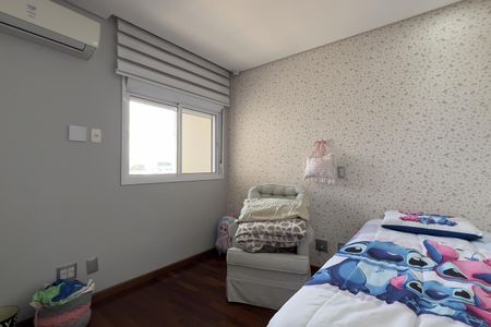 Apartamento à venda com 194m², 4 quartos e 3 vagas Apartamento à venda com 194m², 4 quartos e 3 vagasSuíte 2