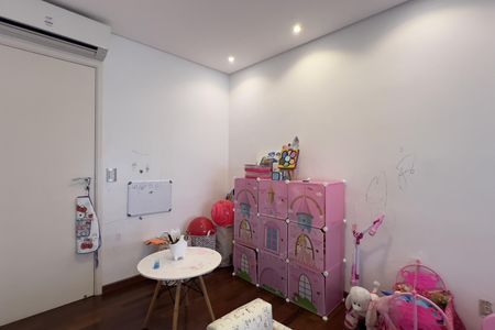 Apartamento à venda com 194m², 4 quartos e 3 vagas Apartamento à venda com 194m², 4 quartos e 3 vagasQuarto 2