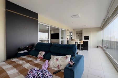 Apartamento à venda com 194m², 4 quartos e 3 vagas Apartamento à venda com 194m², 4 quartos e 3 vagasVaranda gourmet