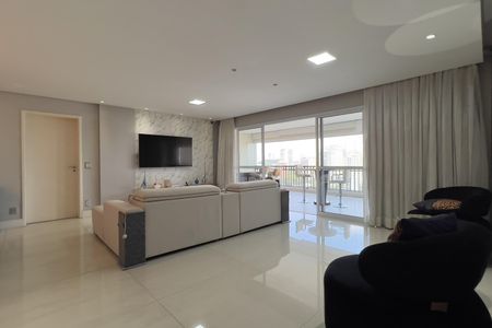 Apartamento à venda com 194m², 4 quartos e 3 vagas Apartamento à venda com 194m², 4 quartos e 3 vagasSala