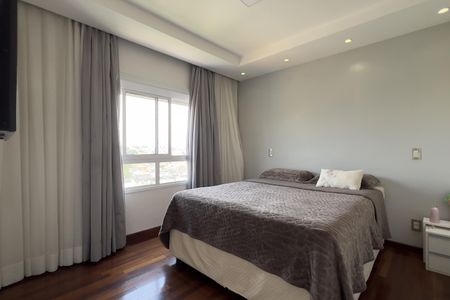 Apartamento à venda com 194m², 4 quartos e 3 vagas Apartamento à venda com 194m², 4 quartos e 3 vagasSuíte 1