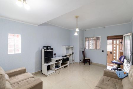 Sala de casa para alugar com 2 quartos, 100m² em Vila Carmosina, São Paulo