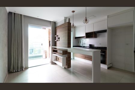 Sala de apartamento para alugar com 2 quartos, 68m² em Cidade Líder, São Paulo