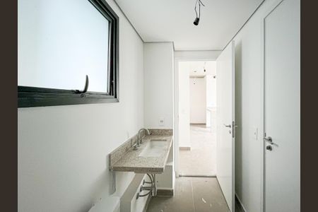 Apartamento à venda com 66m², 2 quartos e 1 vagaBanheiro da Suíte 2