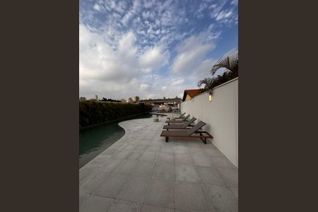 Apartamento à venda com 66m², 2 quartos e 1 vagaÁrea comum - Piscina