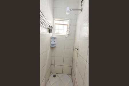 Banheiro Social de kitnet/studio para alugar com 1 quarto, 25m² em Cidade Universitária, Campinas
