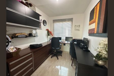 Apartamento para alugar com 150m², 4 quartos e 3 vagasVaranda