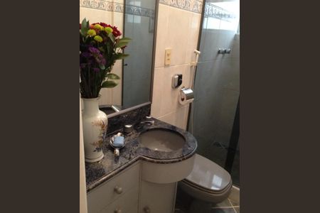 banheiro de apartamento à venda com 3 quartos, 118m² em Leblon, Rio de Janeiro