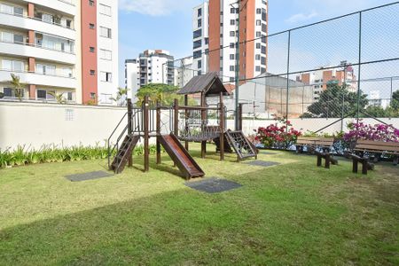 Apartamento à venda com 74m², 3 quartos e 2 vagasÁrea comum - Playground