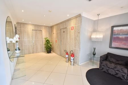 Apartamento à venda com 74m², 3 quartos e 2 vagasHall de entrada