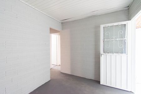 Casa à venda com 3 quartos, 100m² em Guajuviras, Canoas