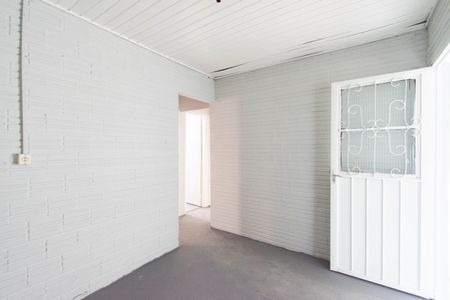 Casa à venda com 3 quartos, 100m² em Guajuviras, Canoas