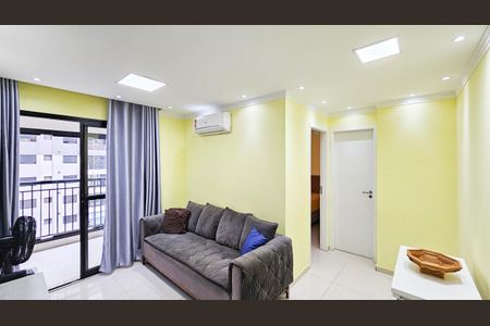 Sala de apartamento à venda com 1 quarto, 40m² em Continental, Osasco