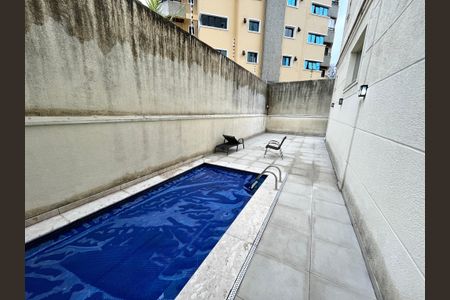 Apartamento à venda com 66m², 2 quartos e 1 vagaÁrea comum - Piscina