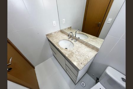 Apartamento à venda com 66m², 2 quartos e 1 vagaBanheiro da Suíte 1
