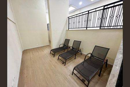 Apartamento à venda com 66m², 2 quartos e 1 vagaÁrea comum - Piscina