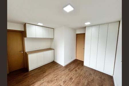 Apartamento à venda com 66m², 2 quartos e 1 vagaQuarto Suíte 2