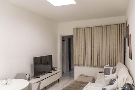 Sala de apartamento para alugar com 2 quartos, 54m² em Carlos Prates, Belo Horizonte