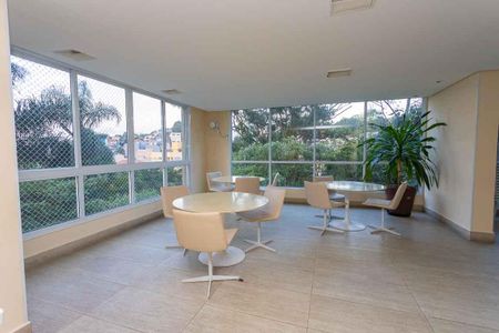 Apartamento à venda com 112m², 3 quartos e 2 vagas Apartamento à venda com 112m², 3 quartos e 2 vagasÁrea comum - Salão de festas