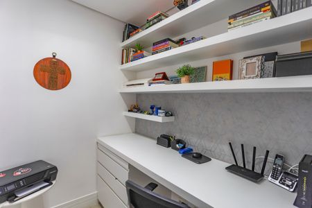 Apartamento à venda com 112m², 3 quartos e 2 vagas Apartamento à venda com 112m², 3 quartos e 2 vagasEscritório