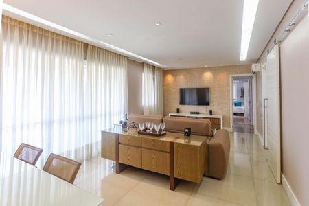 Apartamento à venda com 112m², 3 quartos e 2 vagas Apartamento à venda com 112m², 3 quartos e 2 vagasSala