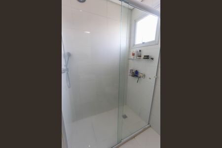 Apartamento à venda com 112m², 3 quartos e 2 vagas Apartamento à venda com 112m², 3 quartos e 2 vagasBanheiro da suíte