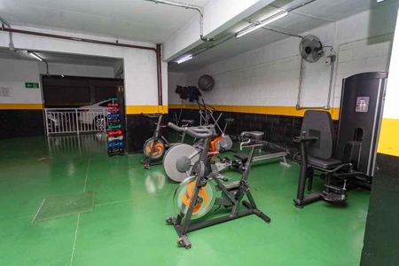 Apartamento à venda com 112m², 3 quartos e 2 vagas Apartamento à venda com 112m², 3 quartos e 2 vagasÁrea comum - Academia 24h
