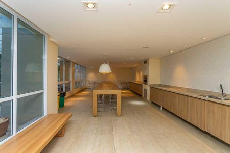 Apartamento à venda com 112m², 3 quartos e 2 vagas Apartamento à venda com 112m², 3 quartos e 2 vagasÁrea comum - Salão de festas