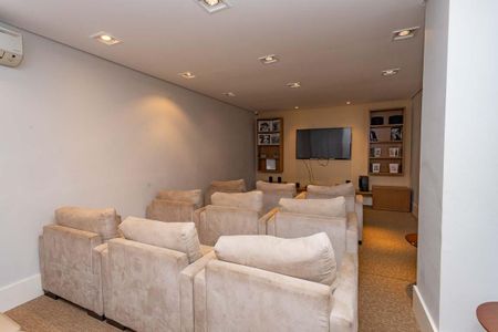Apartamento à venda com 112m², 3 quartos e 2 vagas Apartamento à venda com 112m², 3 quartos e 2 vagasCinema